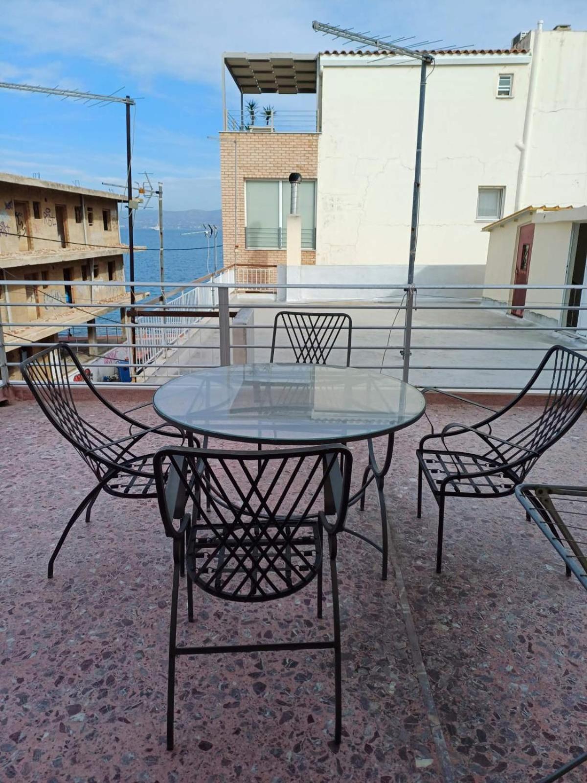 Beach Front Apartment Nea Palatia Exteriér fotografie
