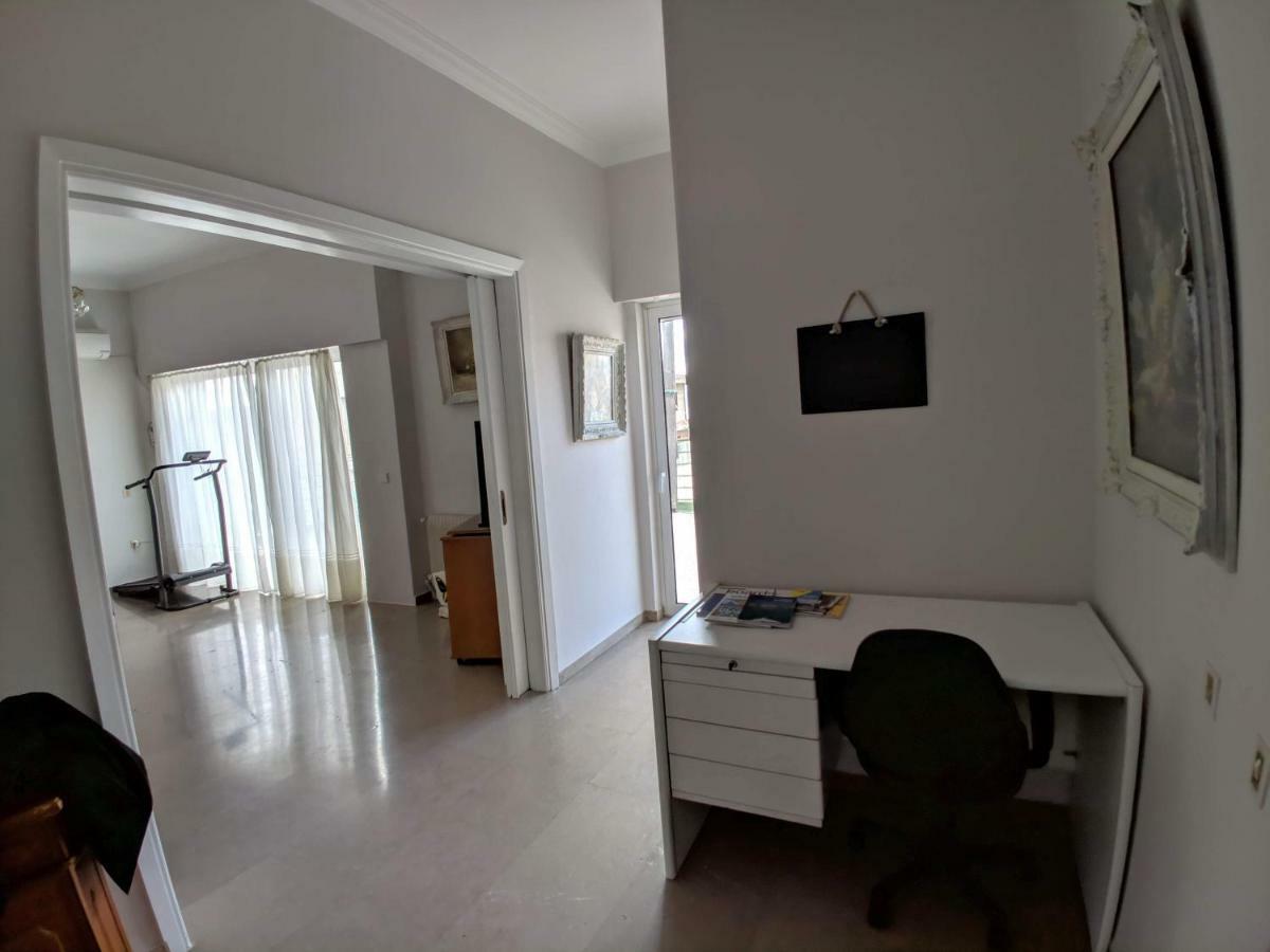 Beach Front Apartment Nea Palatia Exteriér fotografie